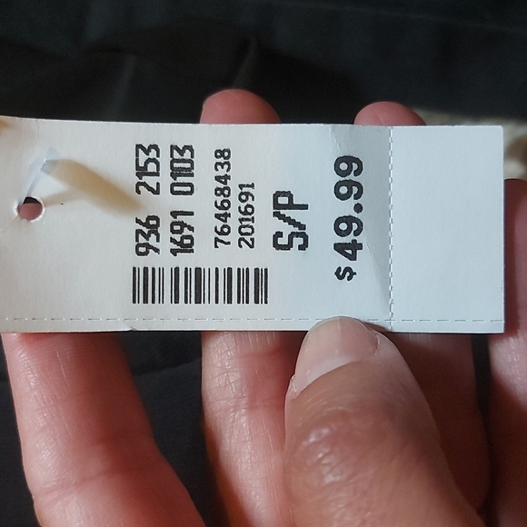 Made in Canada 🇨🇦 skirt - Picture 4 of 5